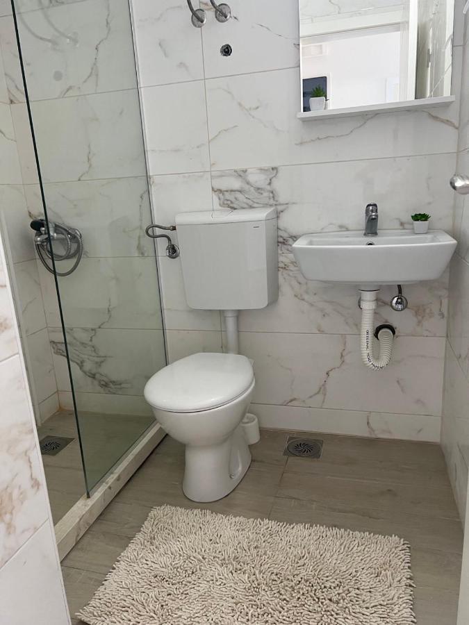Rasi Luxury Apartments Ulcinj Bagian luar foto
